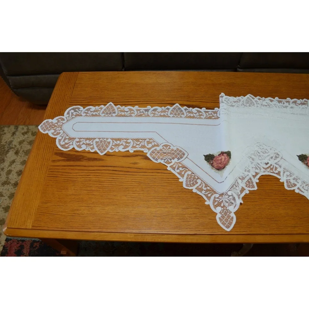 White Lace Table Runner With Pink Flowers Classic 88